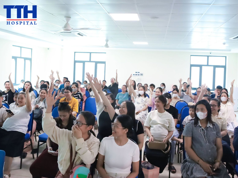 Không khí lớp học tiền sản tháng 7